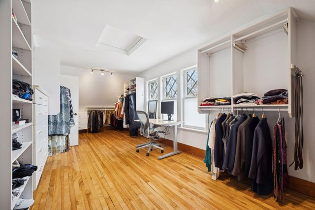 3145 E Bde Maka Ska Parkway, Minneapolis, MN 55408