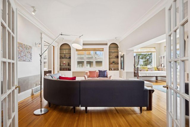 3145 E Bde Maka Ska Parkway, Minneapolis, MN 55408