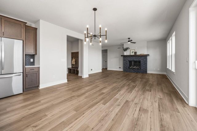 1750 Switchgrass STREET, Oconomowoc, WI 53066