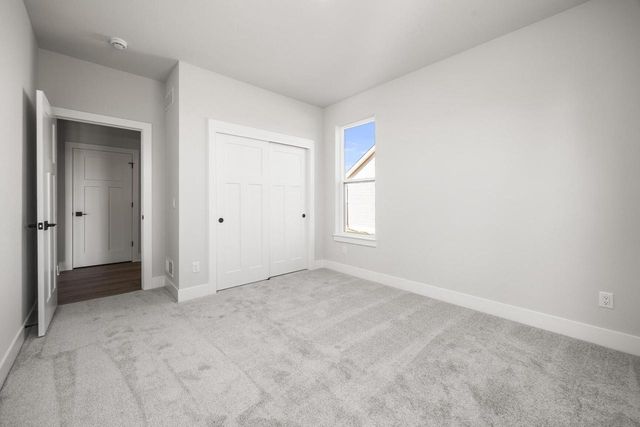 1750 Switchgrass STREET, Oconomowoc, WI 53066