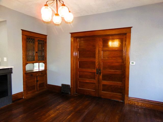 1403 17th Street, Rock Island, IL 61201