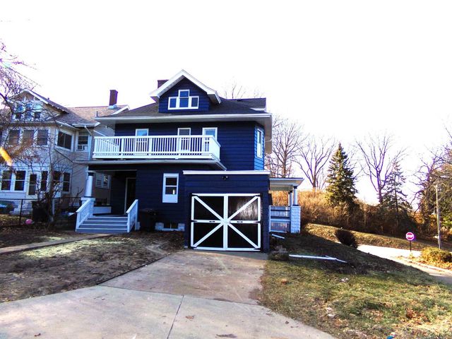 1403 17th Street, Rock Island, IL 61201