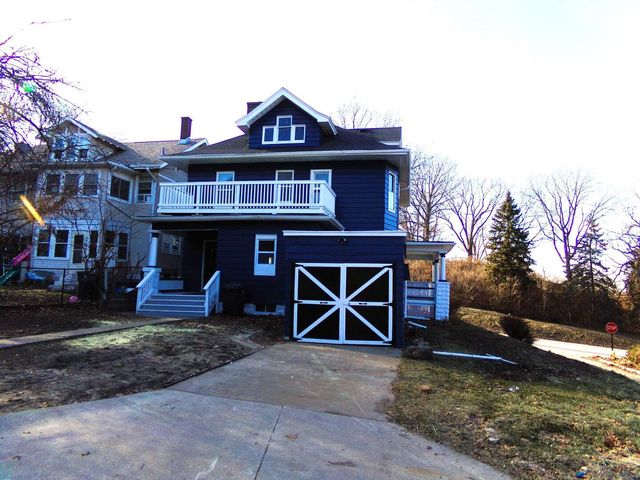 1403 17th Street, Rock Island, IL 61201