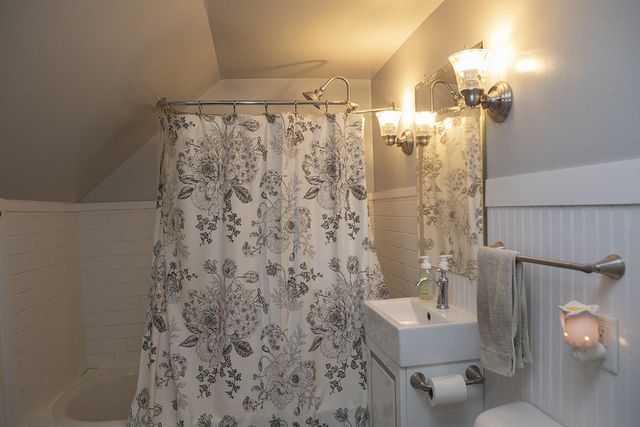433 Clarence Street, Fort Atkinson, WI 53538