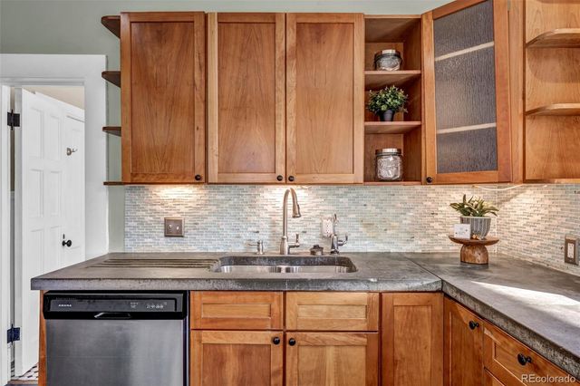 2938 Hooker Street, Denver, CO 80211