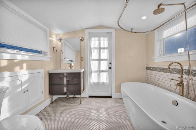 2938 Hooker Street, Denver, CO 80211