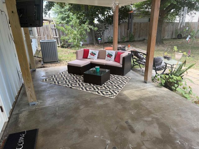 509 Colonial Avenue, Evansville, IN 47710