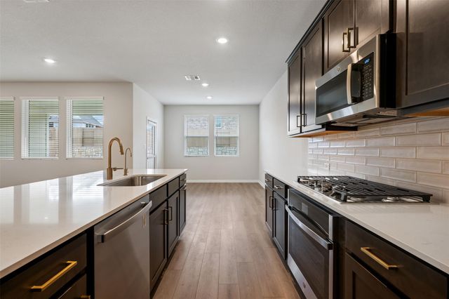185 Coleto TRL, Cedar Creek, TX 78602