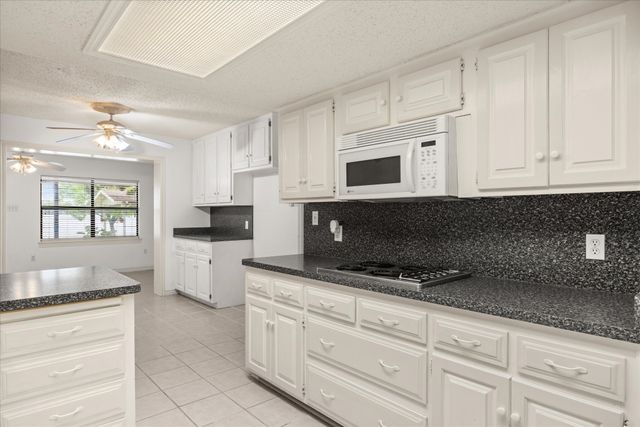 3905 Winding Way, Granbury, TX 76049