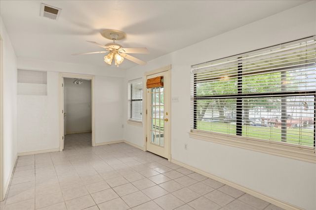 3905 Winding Way, Granbury, TX 76049