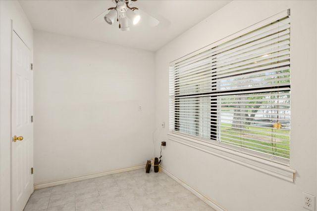 3905 Winding Way, Granbury, TX 76049