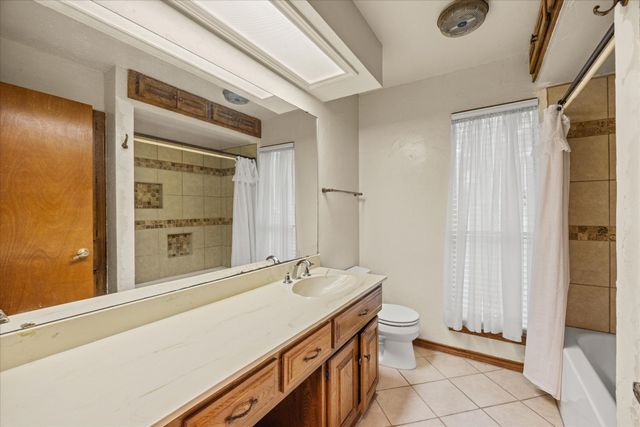 3905 Winding Way, Granbury, TX 76049