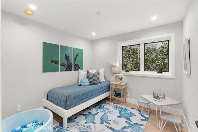 2141 Circle Drive, Hermosa Beach, CA 90254