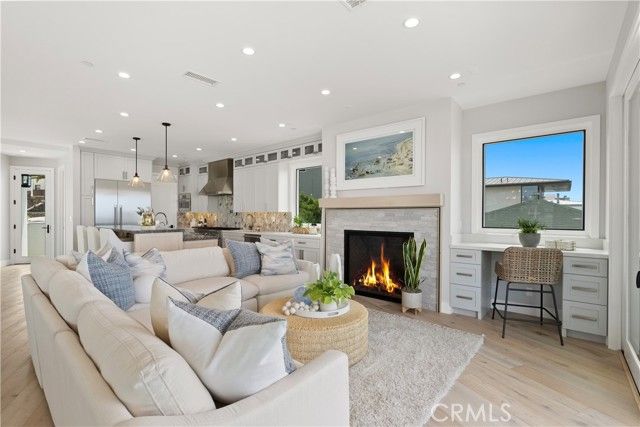 2141 Circle Drive, Hermosa Beach, CA 90254