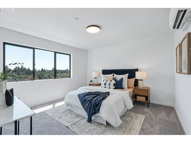 7304 Sw 13th St, Portland, OR 97239