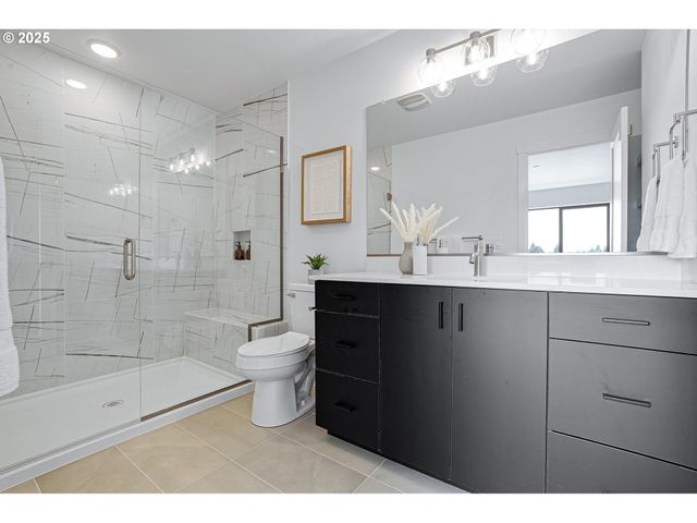 7304 Sw 13th St, Portland, OR 97239