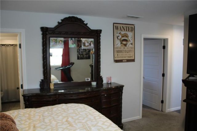 1000 NW 4th Street, Oak Grove, MO 64075