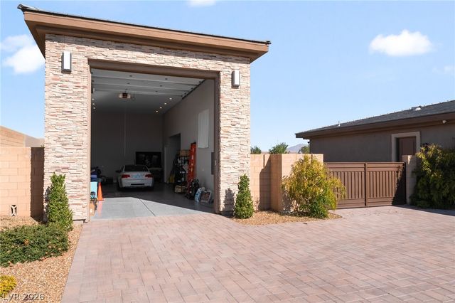 10320 Galena Springs Court, Las Vegas, NV 89149