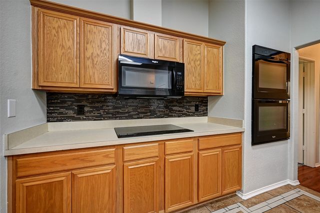5456 Glen Canyon Road, Fort Worth, TX 76137