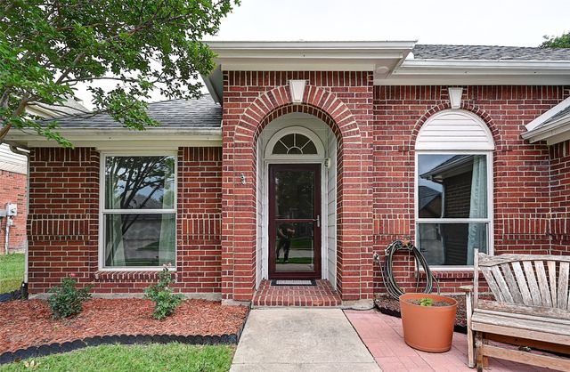 5456 Glen Canyon Road, Fort Worth, TX 76137
