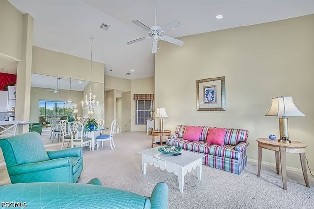 9270 Bayberry BEND 202, Fort Myers, FL 33908