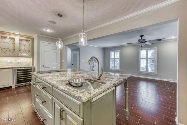 605 Hillrise Boulevard, Johnson City, TN 37601