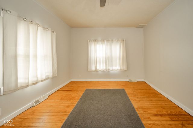 204 Cherry Street, Dunreith, IN 47362