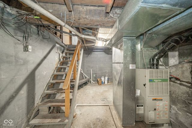 204 Cherry Street, Dunreith, IN 47362