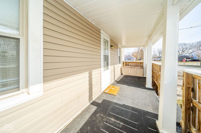 204 Cherry Street, Dunreith, IN 47362