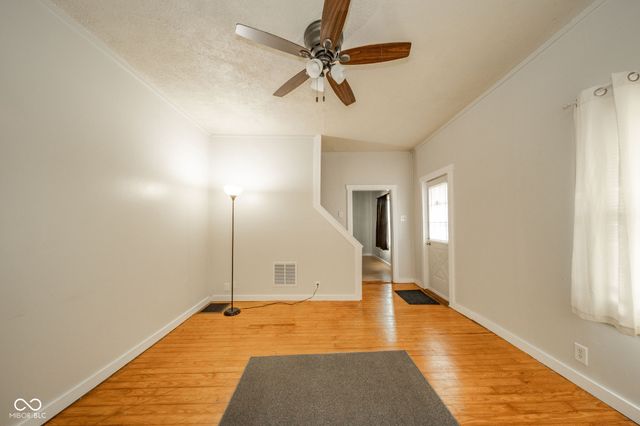 204 Cherry Street, Dunreith, IN 47362