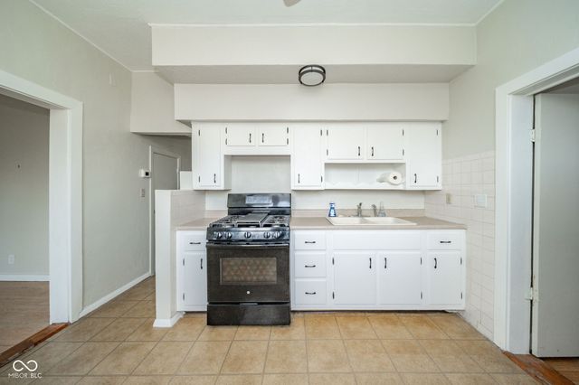 204 Cherry Street, Dunreith, IN 47362