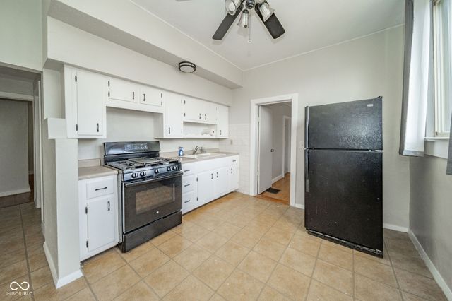 204 Cherry Street, Dunreith, IN 47362