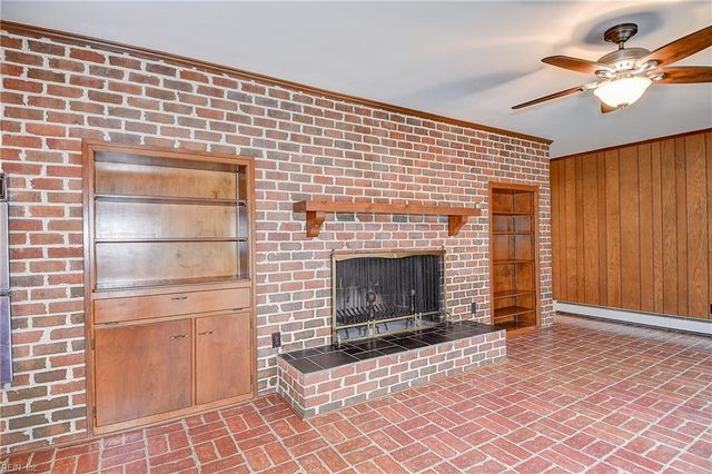 2700 W Neck RD, Virginia Beach, VA 23456