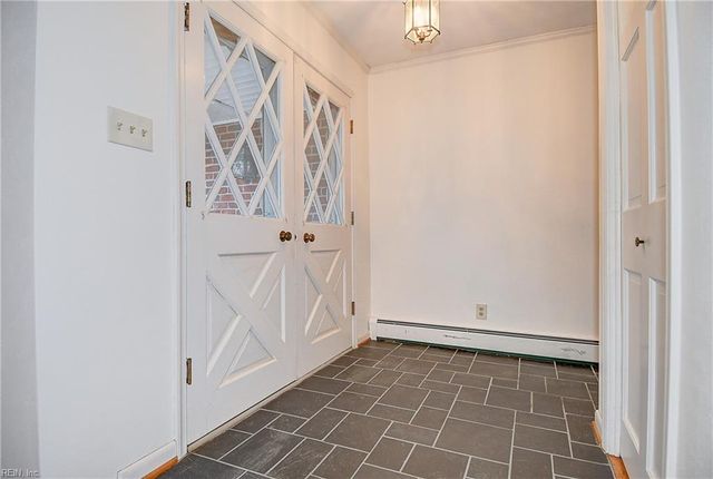 2700 W Neck RD, Virginia Beach, VA 23456