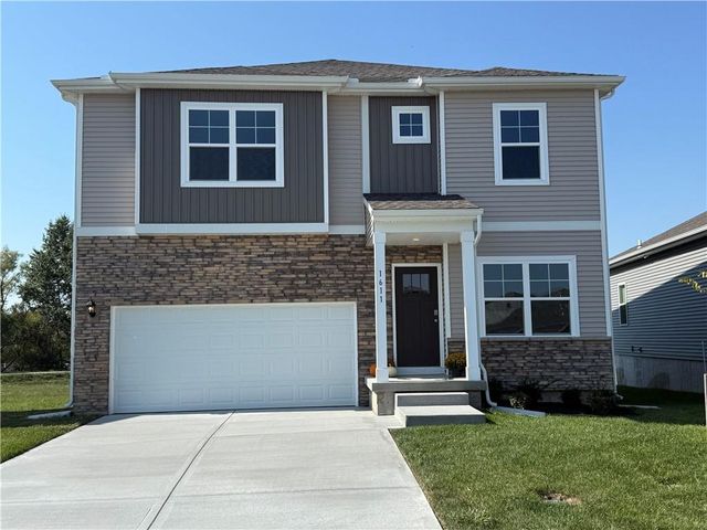 709 Fallen Leaf Drive, Belton, MO 64012