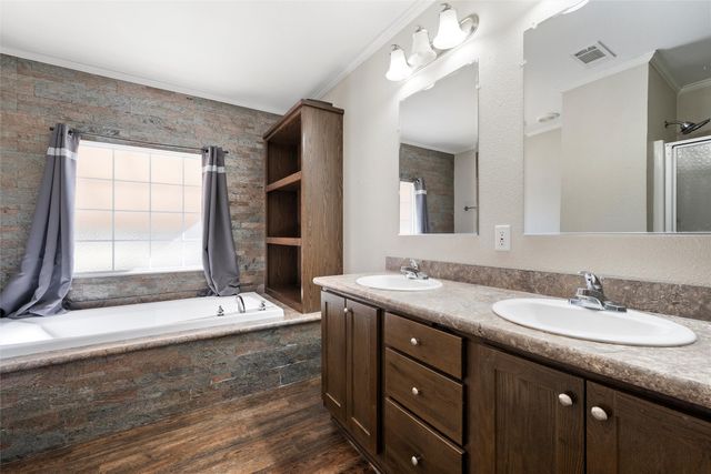 1605 Cloverleaf Road, Bellmead, TX 76705