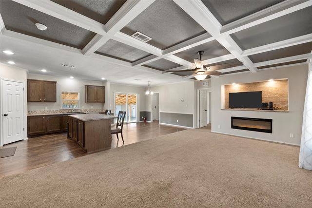 1605 Cloverleaf Road, Bellmead, TX 76705