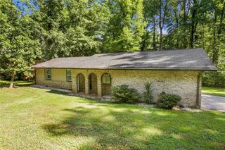 5826 SIMONE Drive, Stone Mountain, GA 30087