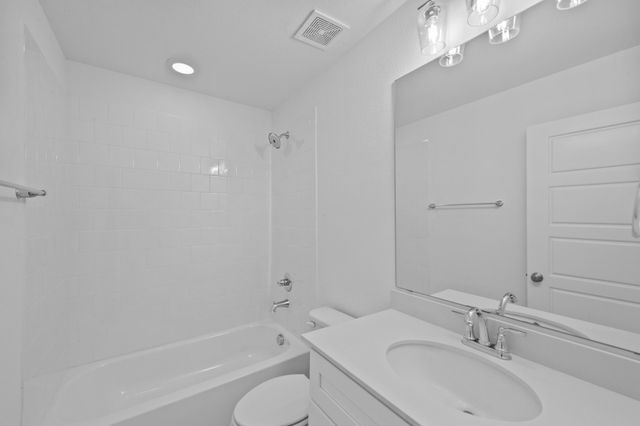 307 Athenia, Fort Worth, TX 76114