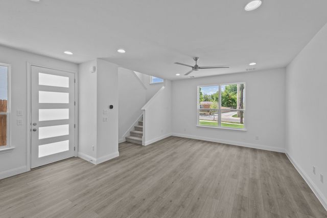 307 Athenia, Fort Worth, TX 76114