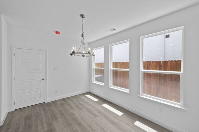 307 Athenia, Fort Worth, TX 76114