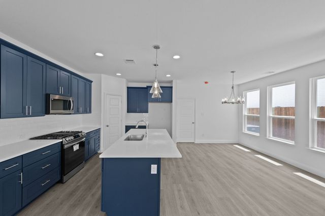 307 Athenia, Fort Worth, TX 76114