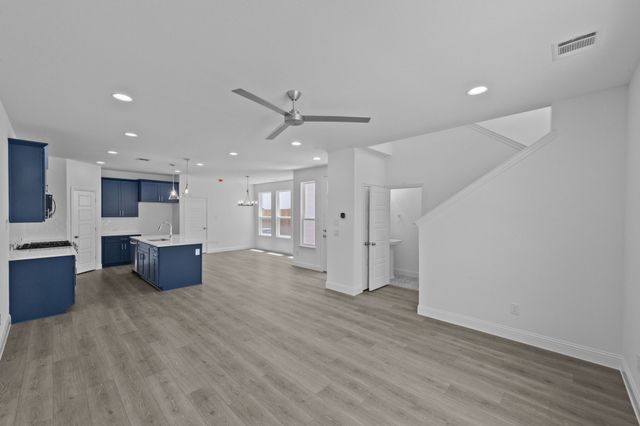 307 Athenia, Fort Worth, TX 76114