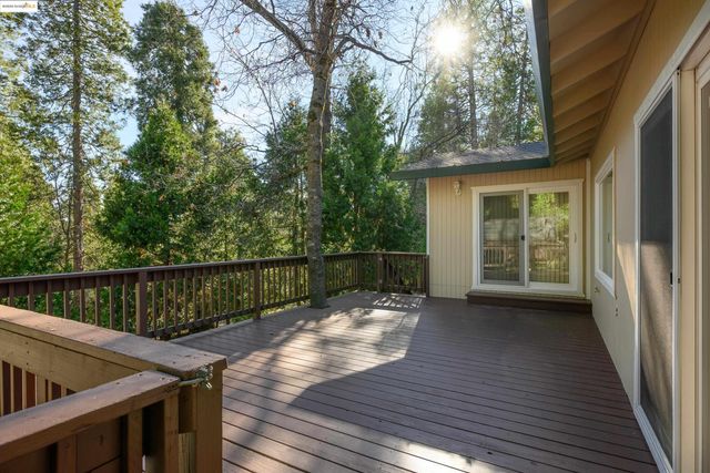 22749 Confidence Rd, Twain Harte, CA 95383