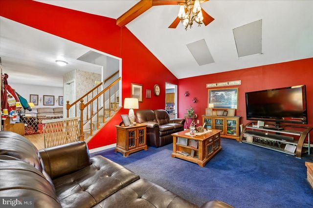 6648 WIND RIDGE RD, Mount Airy, MD 21771