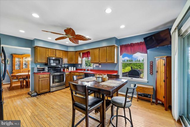 6648 WIND RIDGE RD, Mount Airy, MD 21771