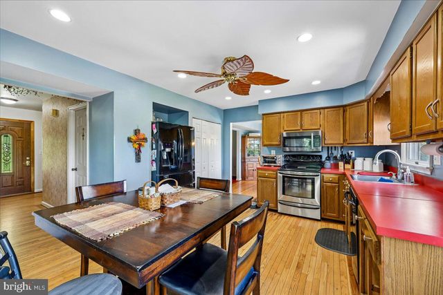 6648 WIND RIDGE RD, Mount Airy, MD 21771
