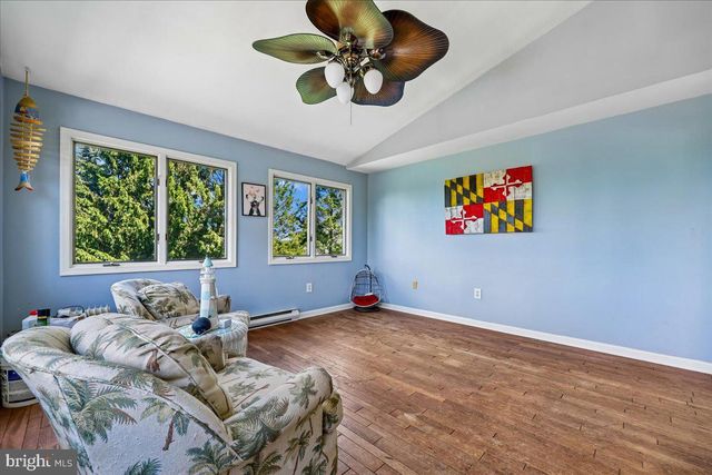 6648 WIND RIDGE RD, Mount Airy, MD 21771