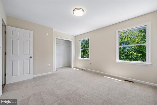 6648 WIND RIDGE RD, Mount Airy, MD 21771