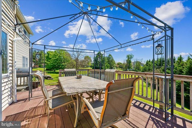 6648 WIND RIDGE RD, Mount Airy, MD 21771